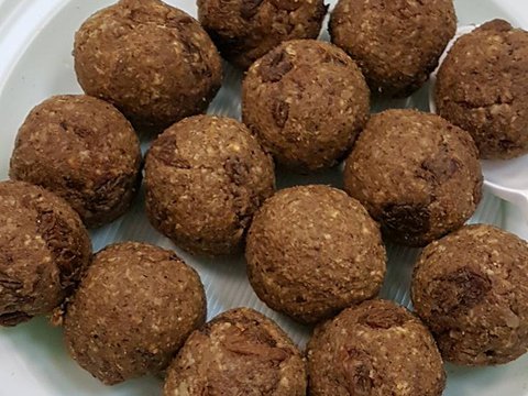 Zdrave & Posebne Rogač Praline
